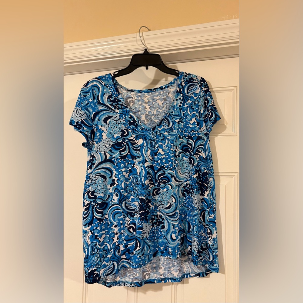 Lilly Pulitzer Blue and White Swirl Short Sleeve Etta Top - Picture 3 of 8
